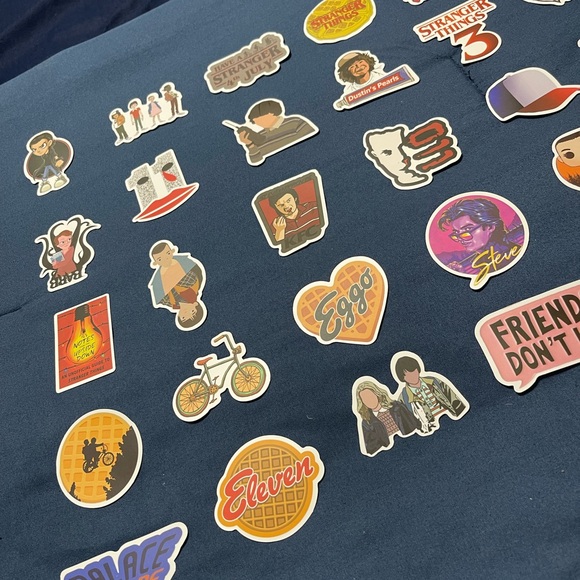 Stranger Things 42 Vinyl Stickers - Picture 6 of 10
